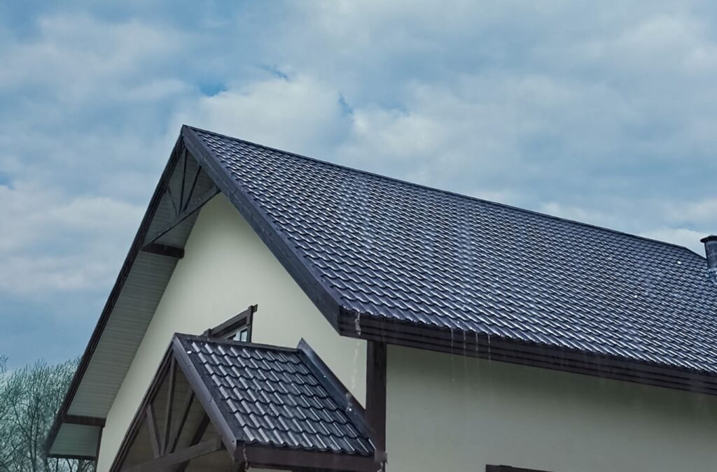 Kings Roofing & Contracting professionals providing reliable metal roofing in Nampa, ID using premium materials and expertise. Metal Roofing near me.